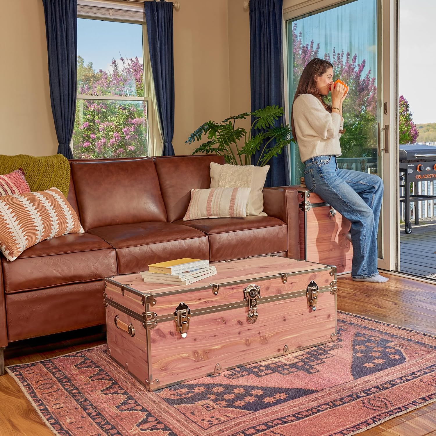 Large Cedar Wood Coffee Table Storage Trunk Bench